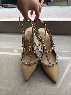 Valentino Garavani Rockstud Patent Leather heels